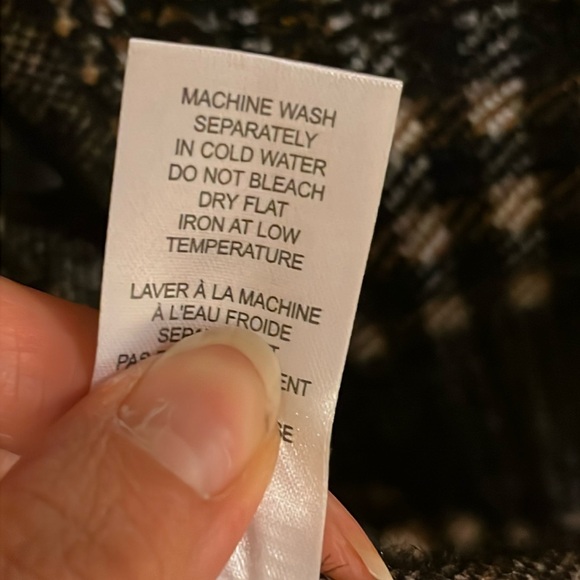 NWT Elie Tahari plaid midi length coat with snaps and 2 pockets. Black and Tan - Picture 16 of 16